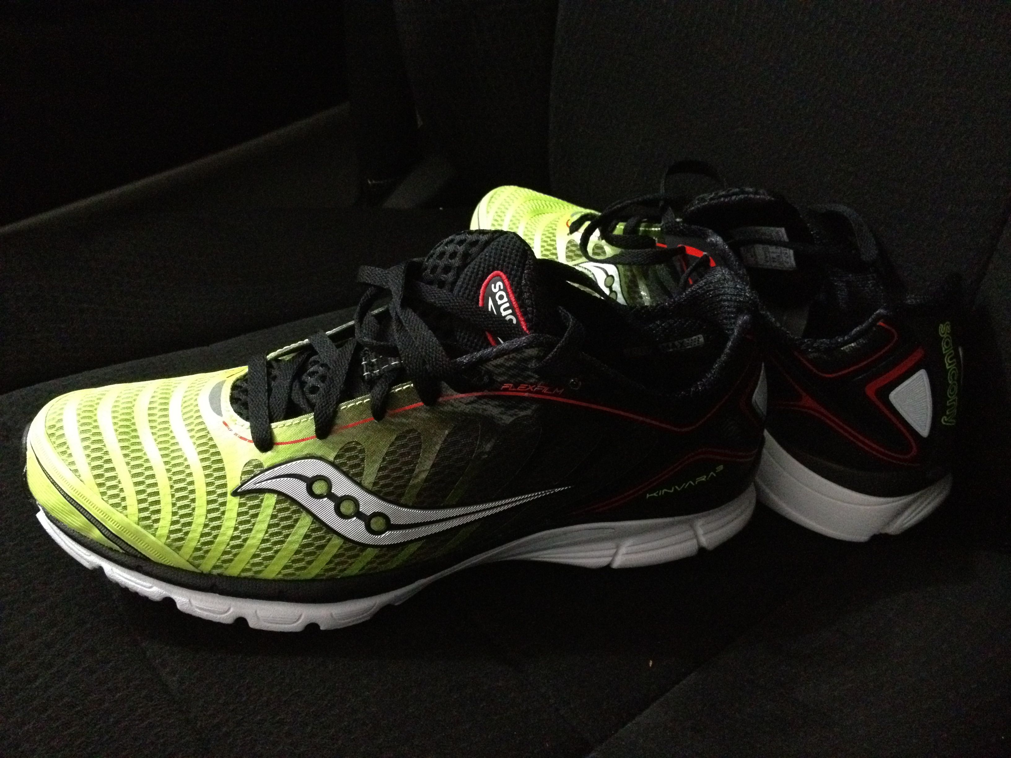 saucony running shoes 2012